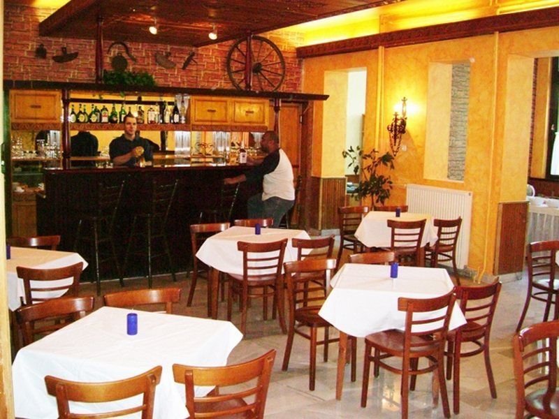 布达佩斯里拉酒店 外观 照片